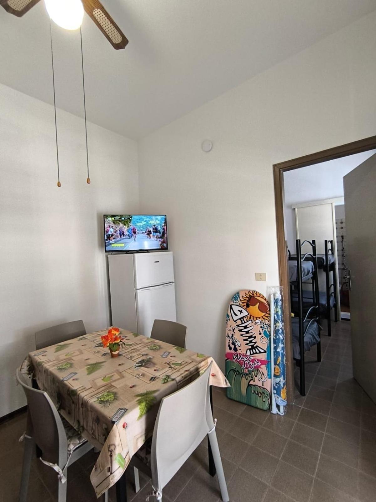 Delfino 19 Apartman Bibione Kültér fotó